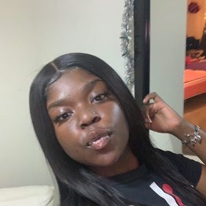 Meet your Posher, Monet